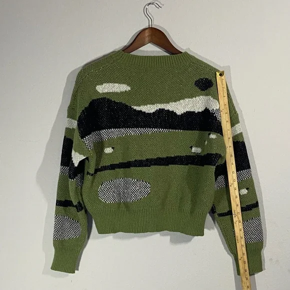 Shein Women's Abstract Graphic Print Sweater Sz L Military Green Casual Cute - Picture 6 of 7